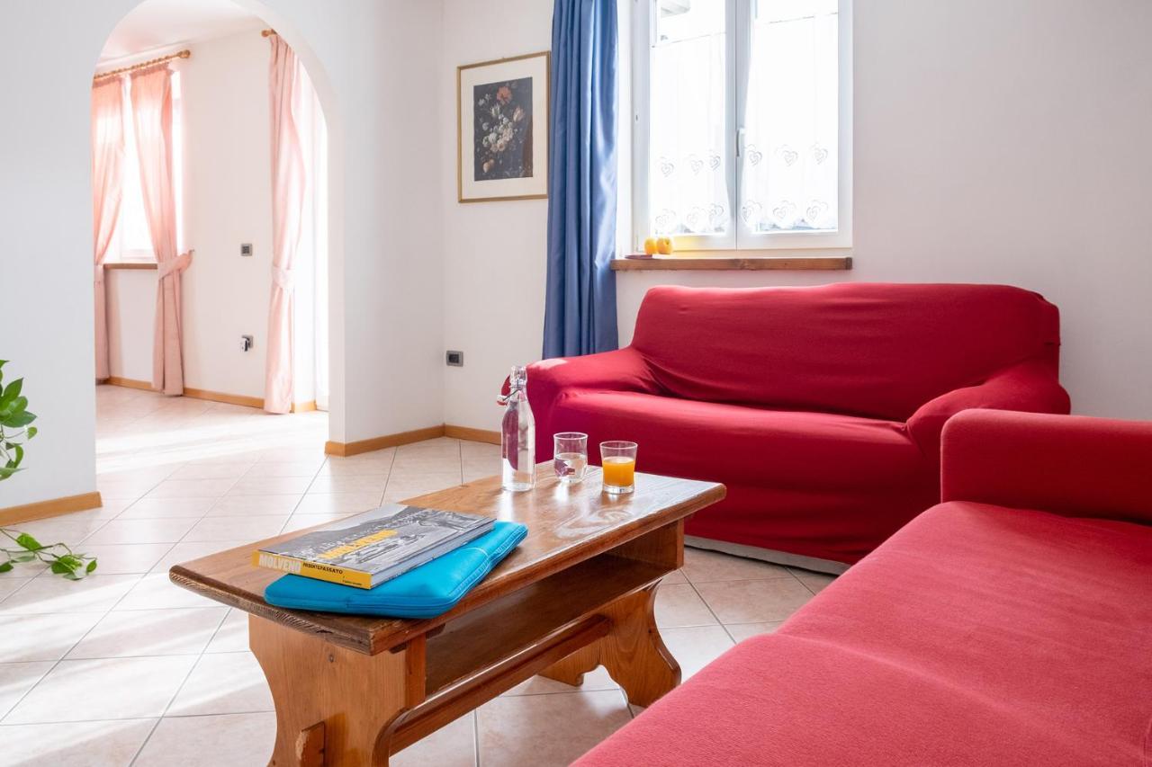 Casa Angelo Lägenhet Molveno Exteriör bild